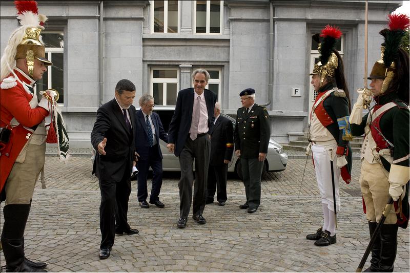 Marc Van Meerbeek, l'Amiral de Division Jacques Rosiers, LtCol Gd BEM e.r. Guy Adam, le prince Napoléon, LtCol Gd BEM e.r. Guido Denis, le Colonel BEM  Marc Klepper,  Gérard Bourlier, Luc Charlier